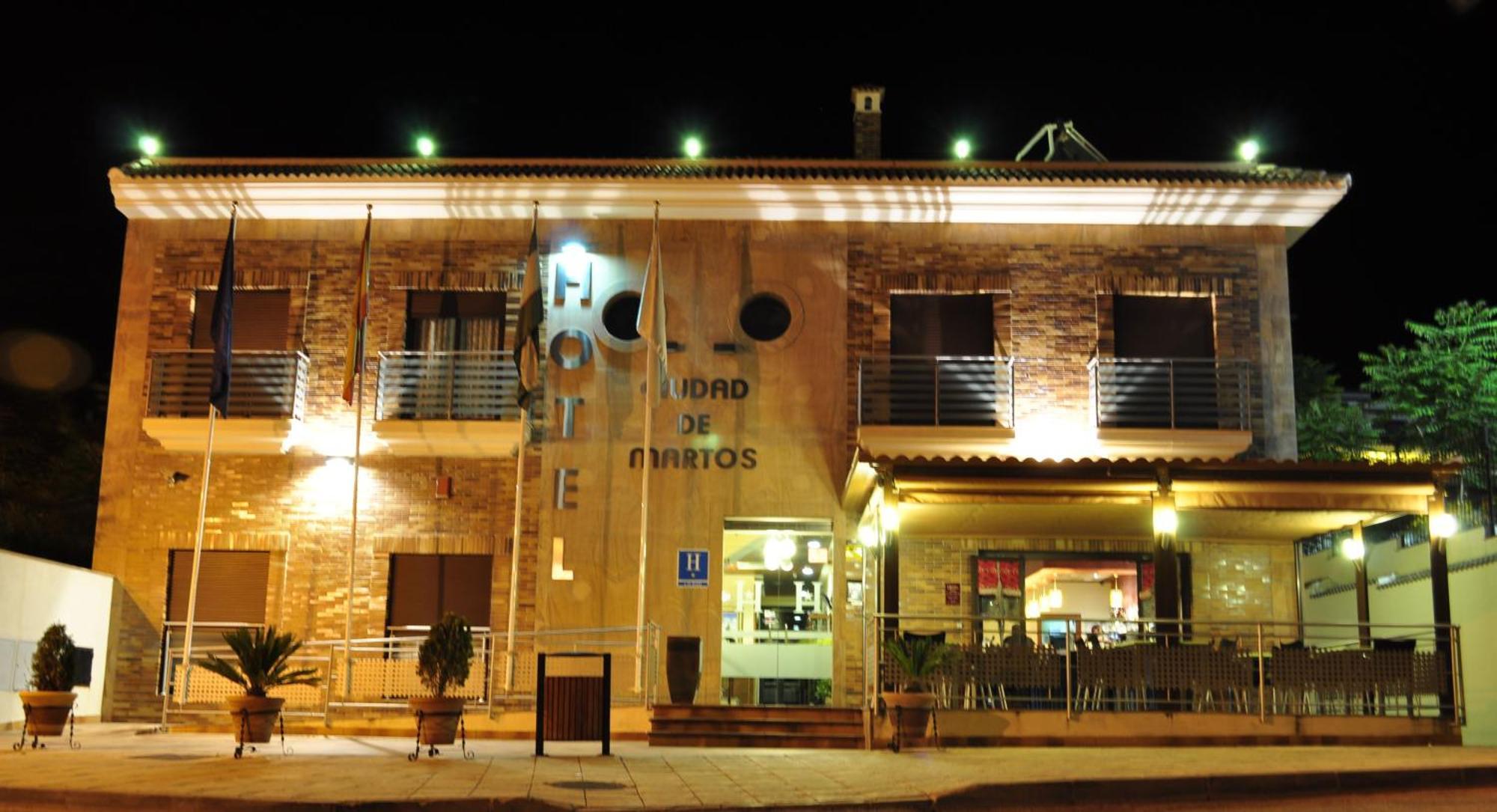 Hotel Ciudad De Martos Luaran gambar