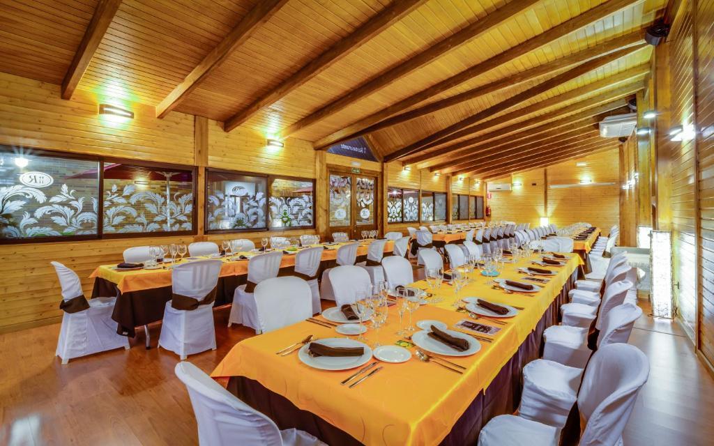 Hotel Ciudad De Martos Luaran gambar