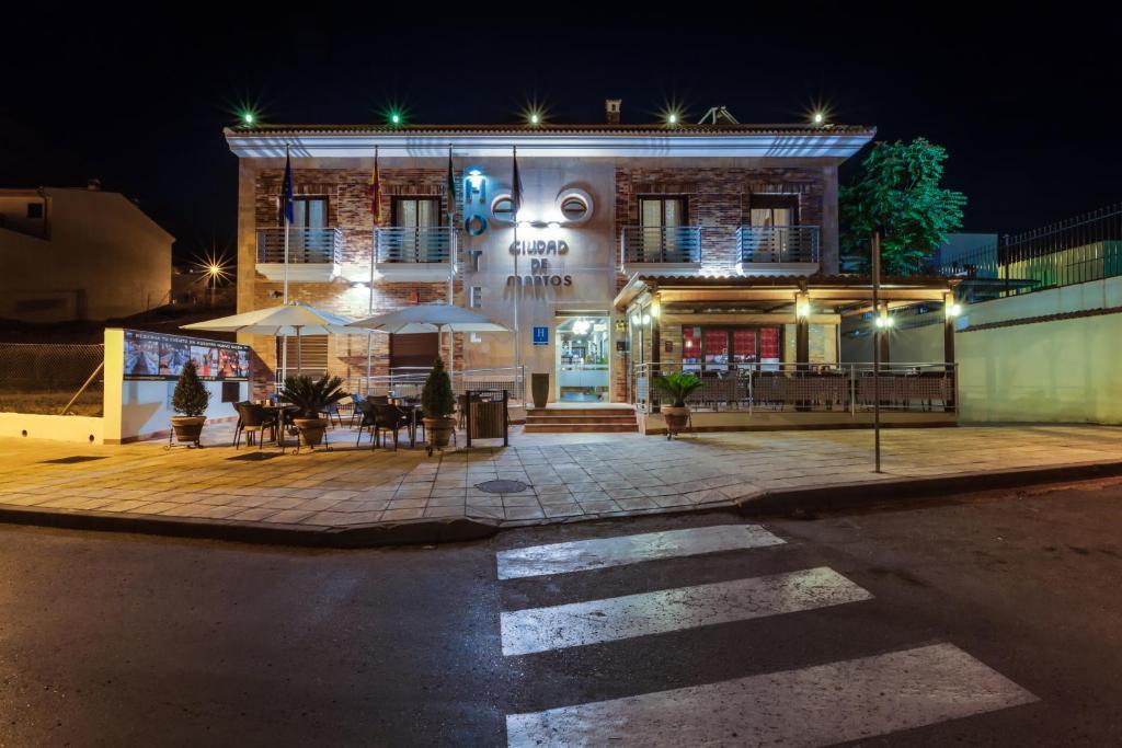 Hotel Ciudad De Martos Luaran gambar