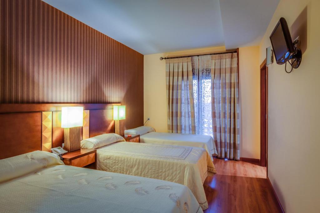 Hotel Ciudad De Martos Bilik gambar