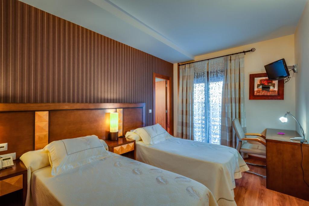 Hotel Ciudad De Martos Bilik gambar